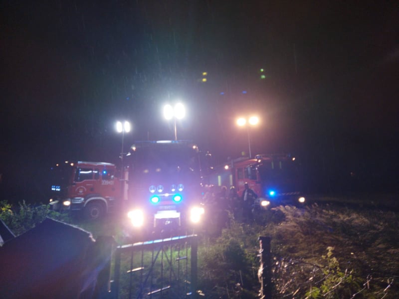 Samochody strażackie podczas akcji ratunkowej